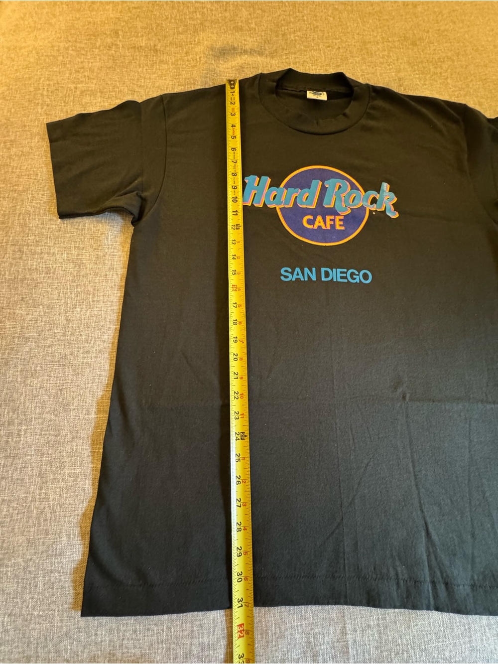Two Hard Rock Cafe Tee Shirts San Francisco / San Diego New XL - Picture 16 of 16